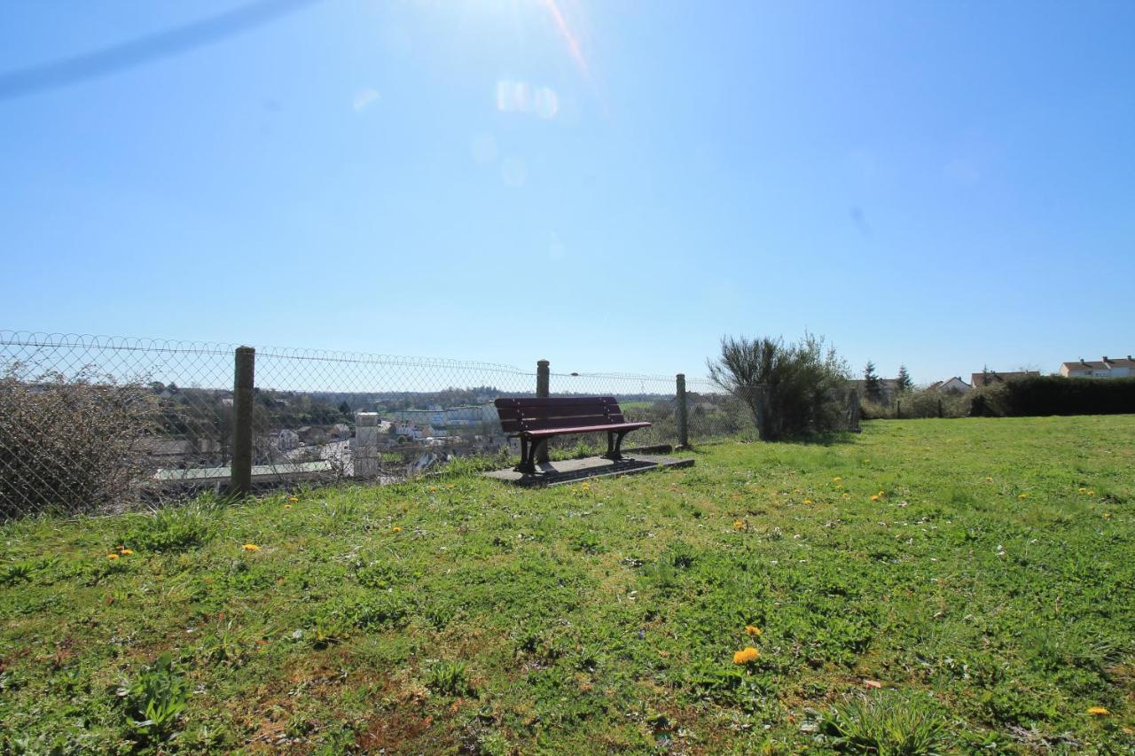 Lacolline-Ponthebert,Com - Appartement Entier Renove -Grand Parking Gratuit, Tout Equipe, Confortable, Netflix Et Amazon Prime Gratuits Et Illimites, Matelas Emma, Lave Linge, Vue Sur La Vallee, Rdc ภายนอก รูปภาพ
