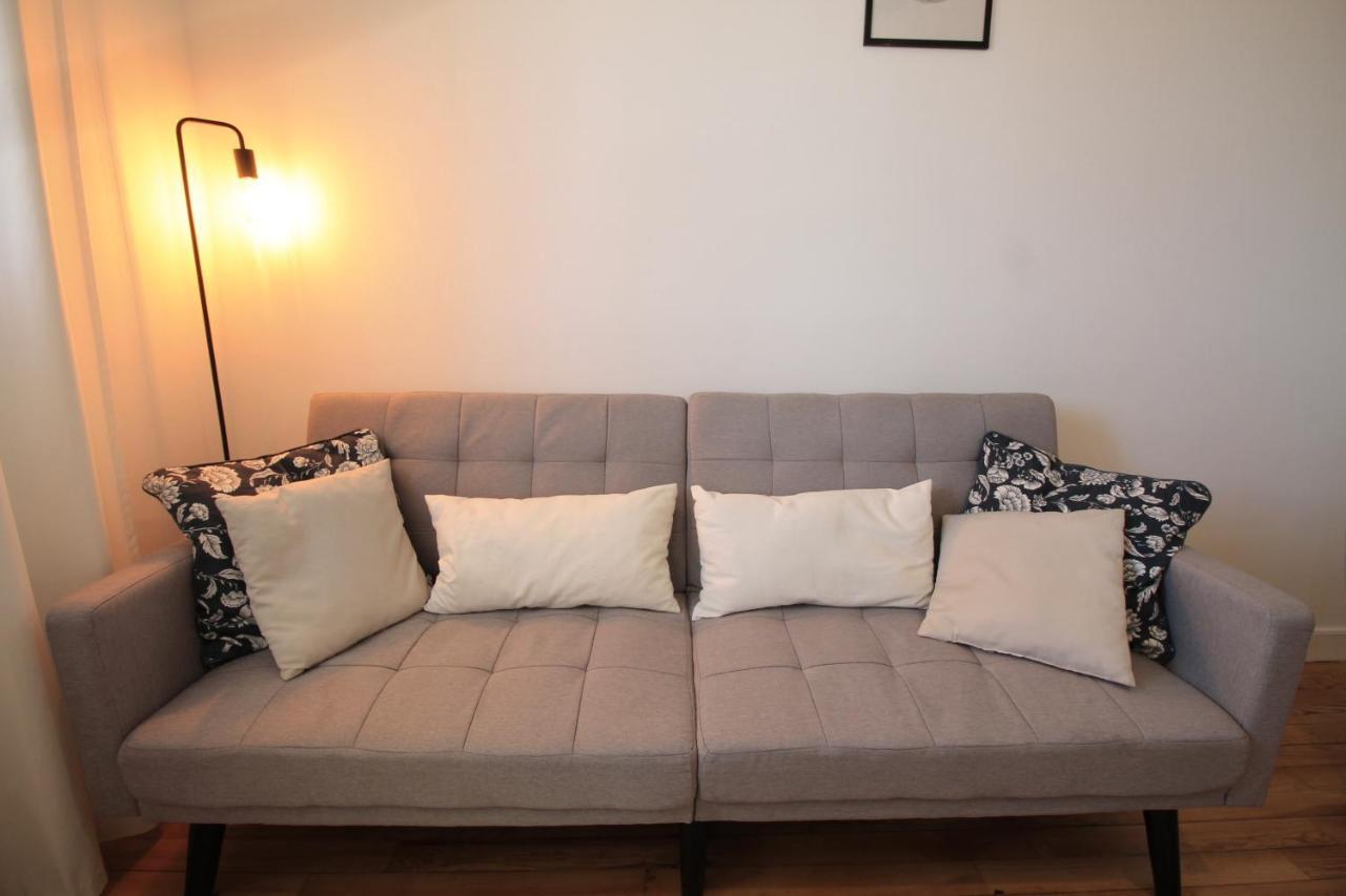 Lacolline-Ponthebert,Com - Appartement Entier Renove -Grand Parking Gratuit, Tout Equipe, Confortable, Netflix Et Amazon Prime Gratuits Et Illimites, Matelas Emma, Lave Linge, Vue Sur La Vallee, Rdc ภายนอก รูปภาพ